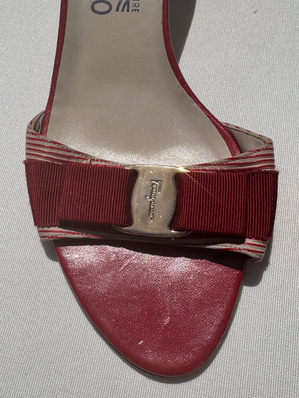 Salvatore Ferragamo Vara Bow Red Kitten Heel Sandals - Size 37 - Picture 5 of 11